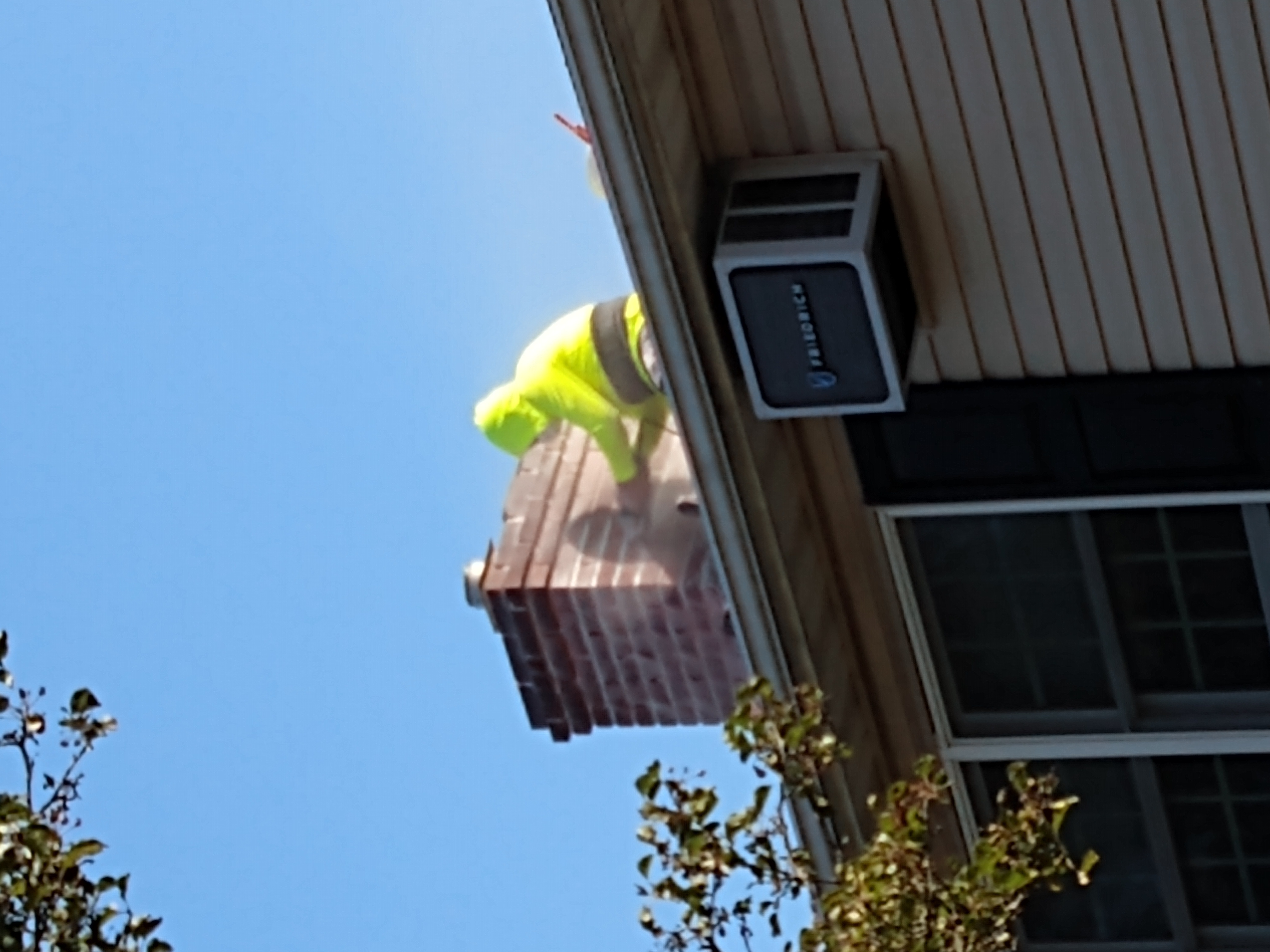 Chimney tuckpointing and mortar repair in Plainview, New York